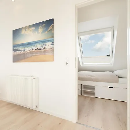 Strandhus Holiday home *