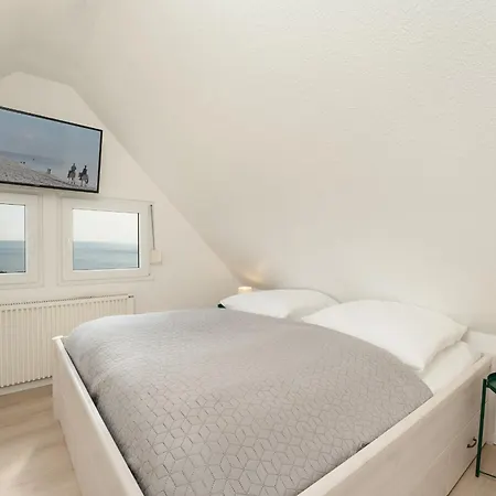 Strandhus Holiday home