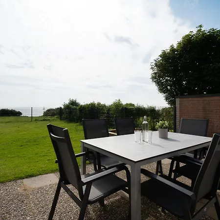 Strandhus Holiday home *