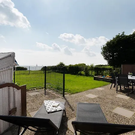 Strandhus Holiday home